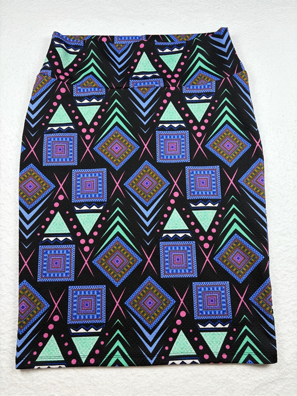 LuLaRoe|  Black Cassie Pencil Skirt with Aztec Inspired tribal print. S‎